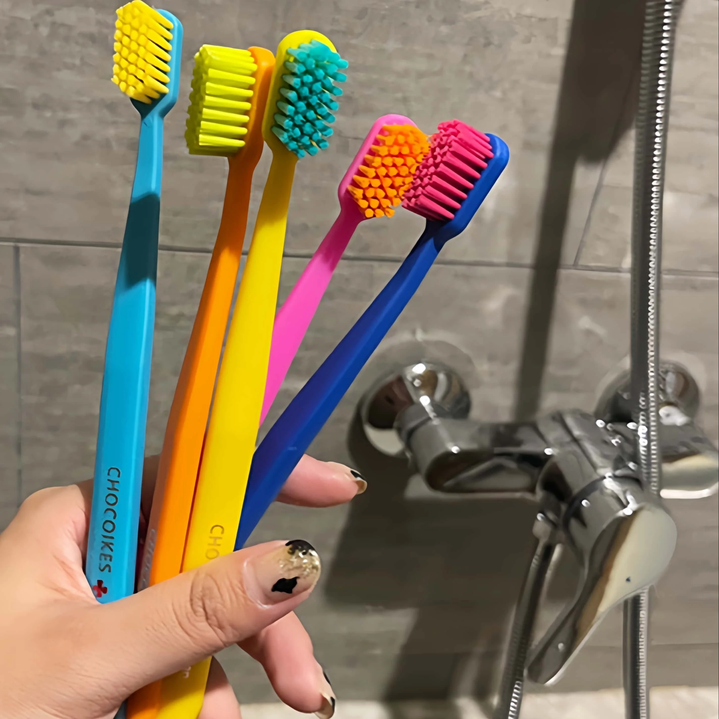 Bamboo Toothbrush Set - 5 упаковок шоколадных швейцарских зубных щеток